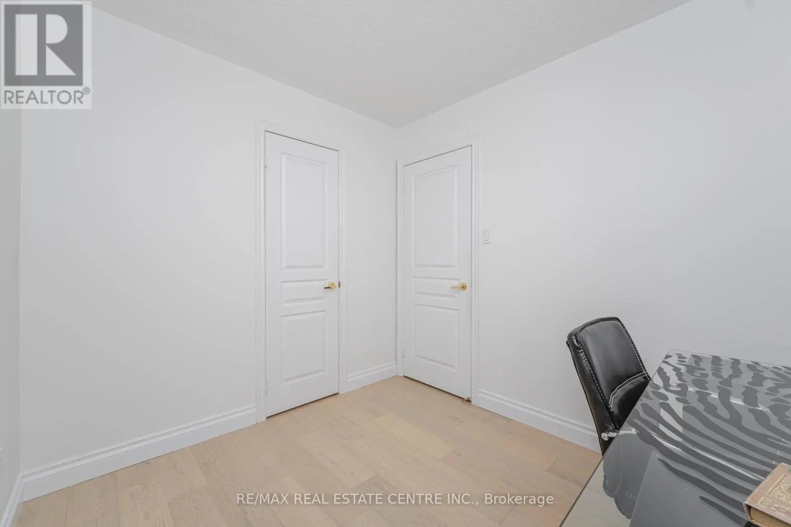 118 CONNOLLY CRESCENT