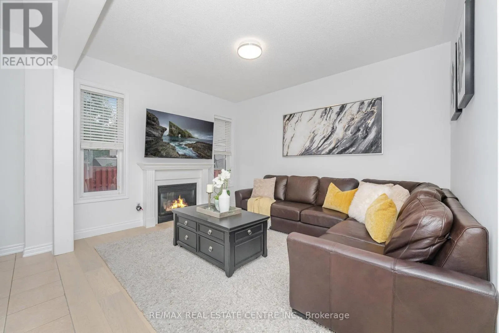 118 CONNOLLY CRESCENT