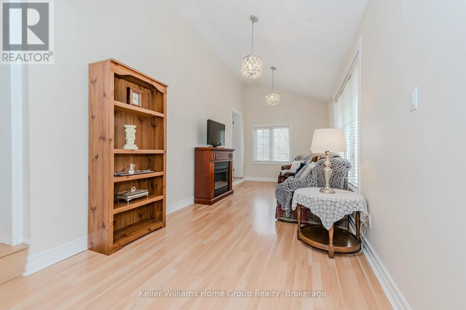 196 EASTERN AVENUE