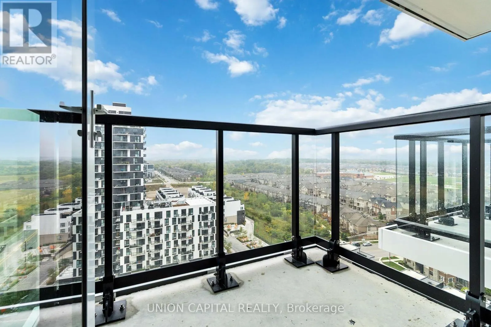 1605 - 3079 TRAFRALGAR ROAD