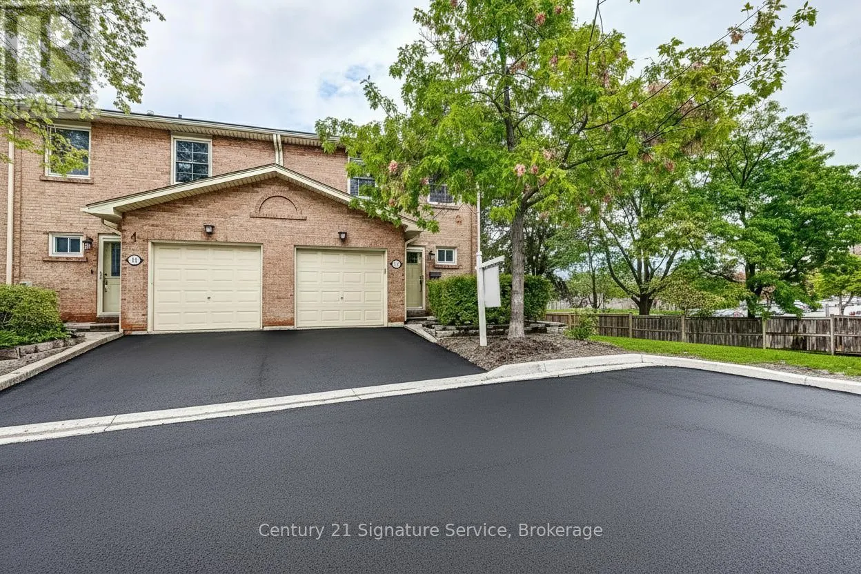 12 - 1951 RATHBURN ROAD E