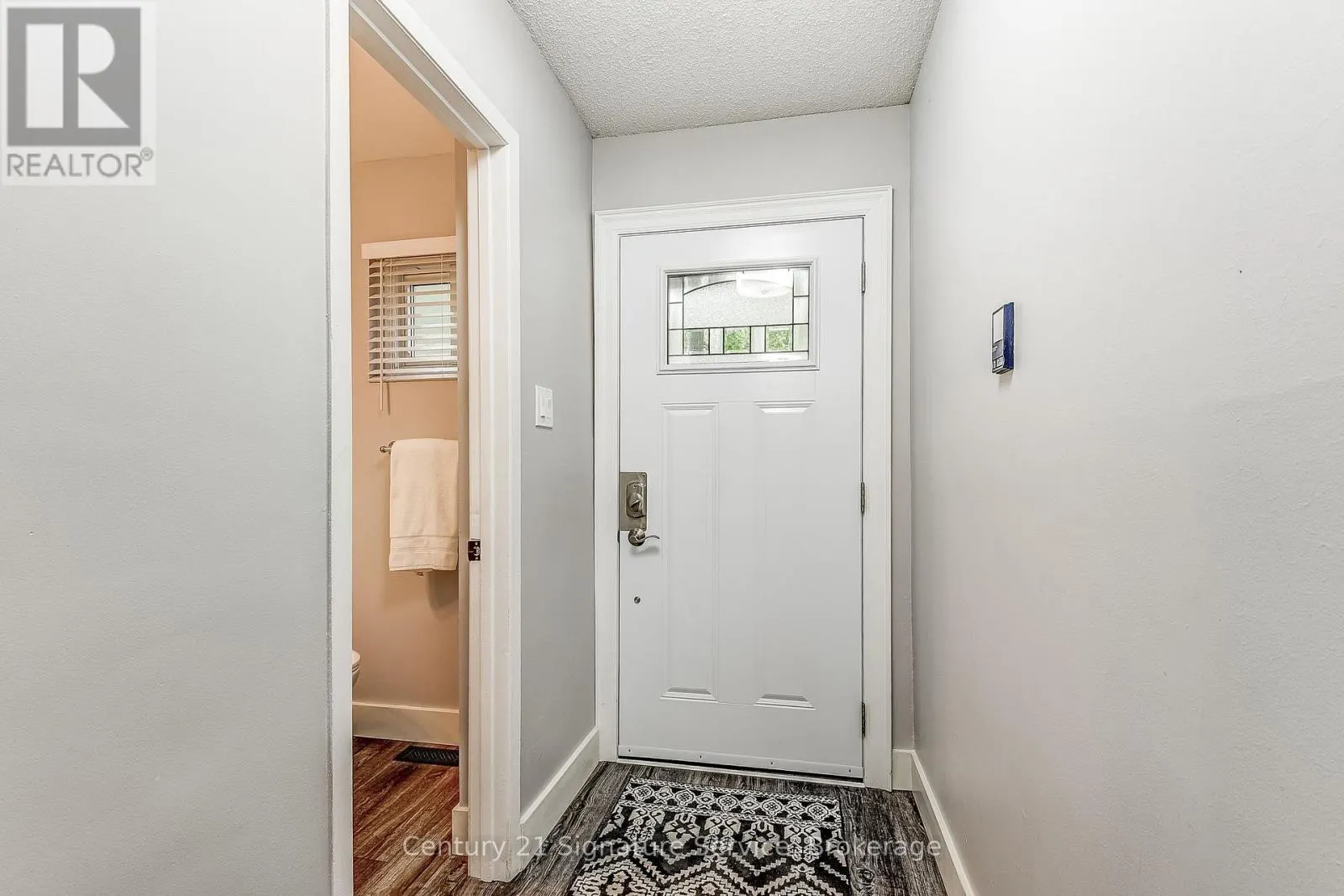 12 - 1951 RATHBURN ROAD E
