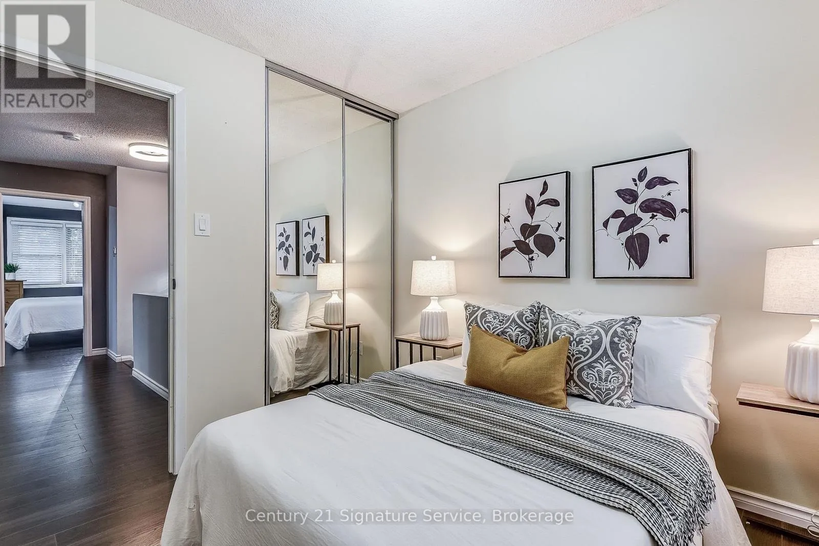 12 - 1951 RATHBURN ROAD E