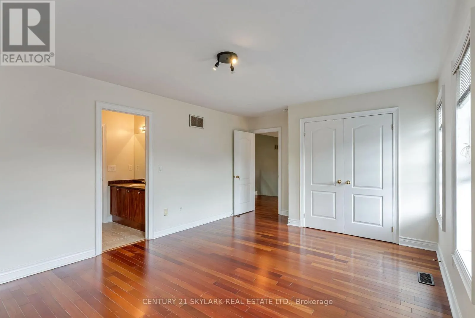64 JACKSONVILLE DRIVE