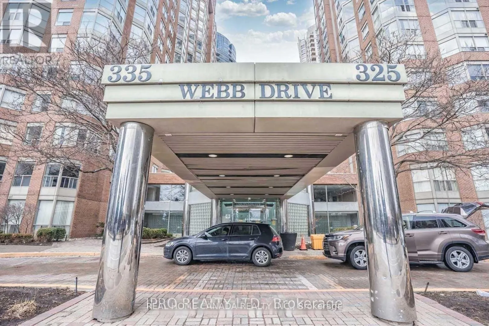 602 - 325 WEBB DRIVE