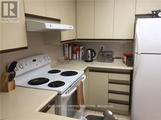 602 - 325 WEBB DRIVE