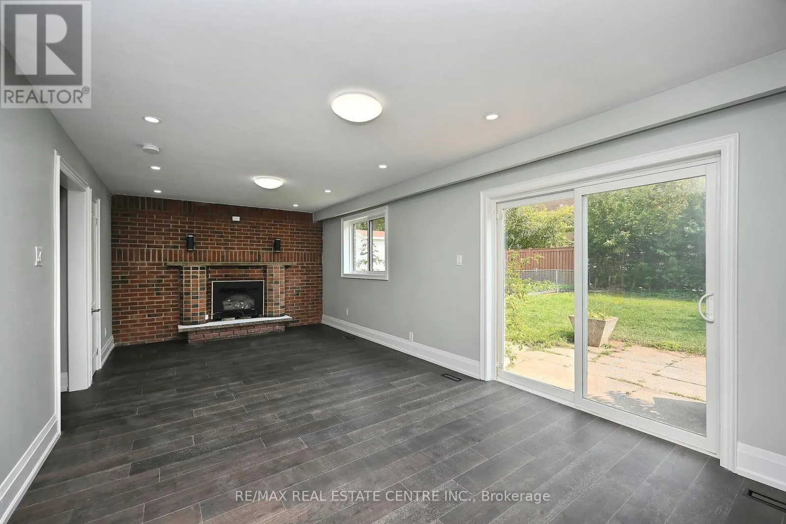 526 SELSEY DRIVE