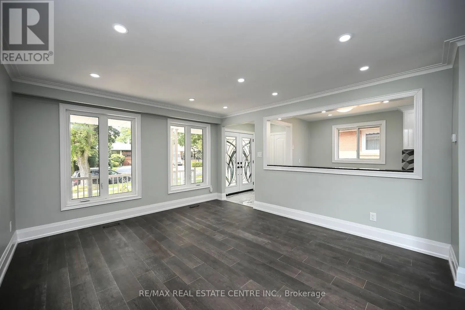 526 SELSEY DRIVE