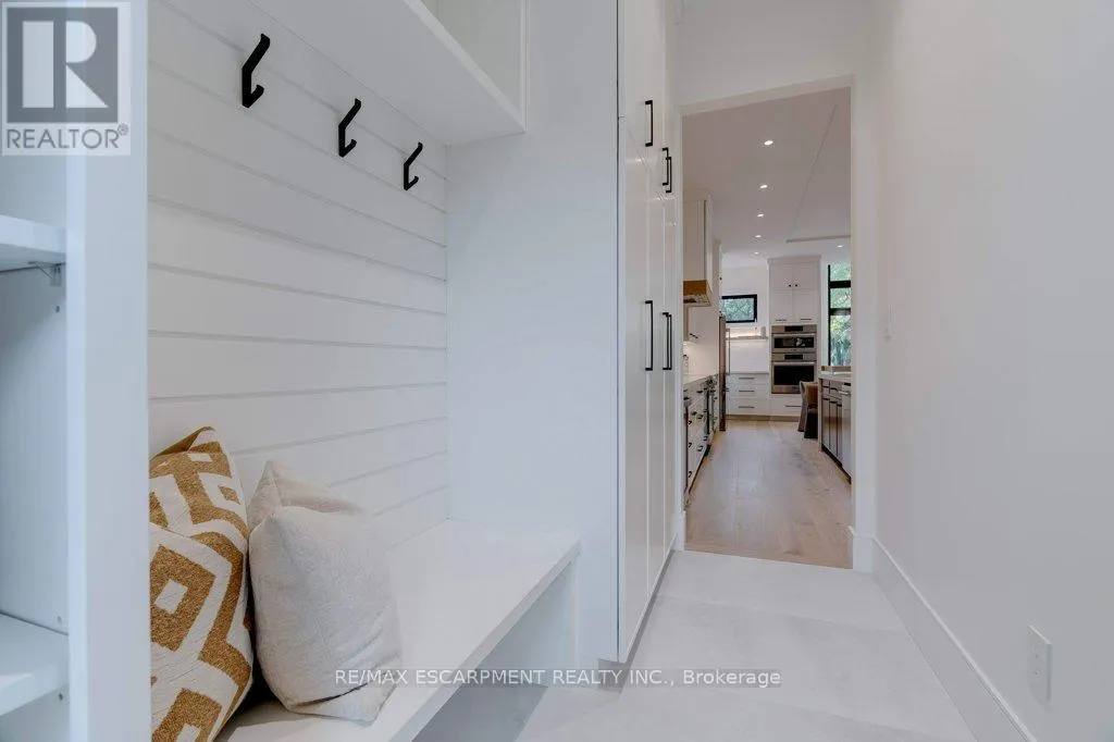 2209 COURTLAND DRIVE