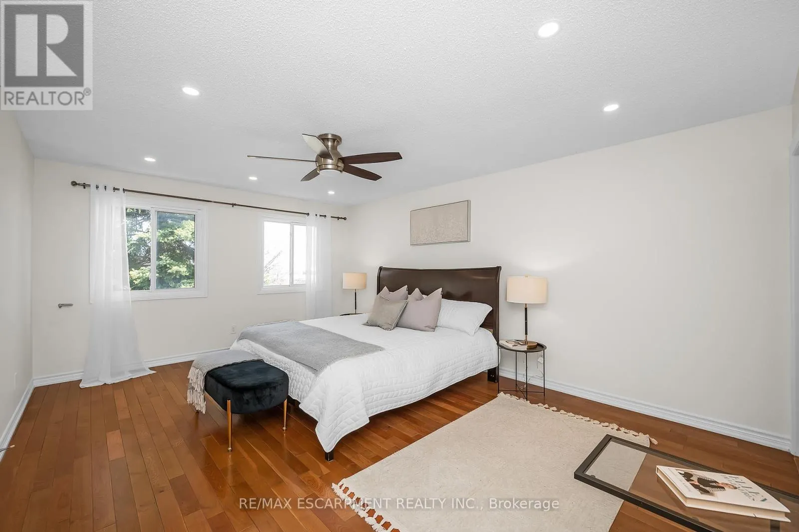 2728 GUILFORD CRESCENT