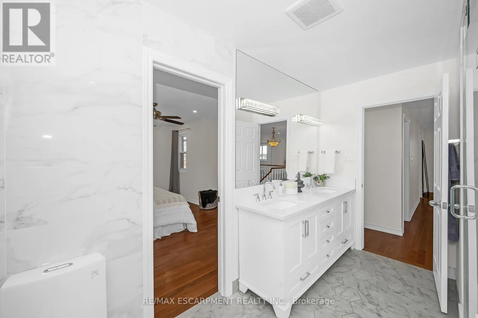 2728 GUILFORD CRESCENT
