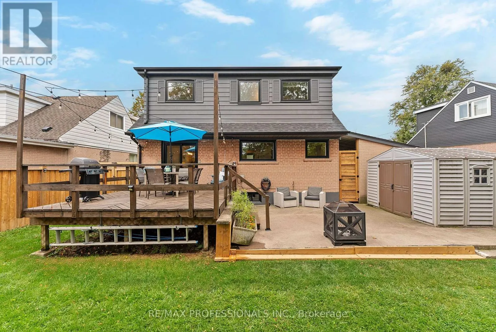 18 LAVINGTON DRIVE