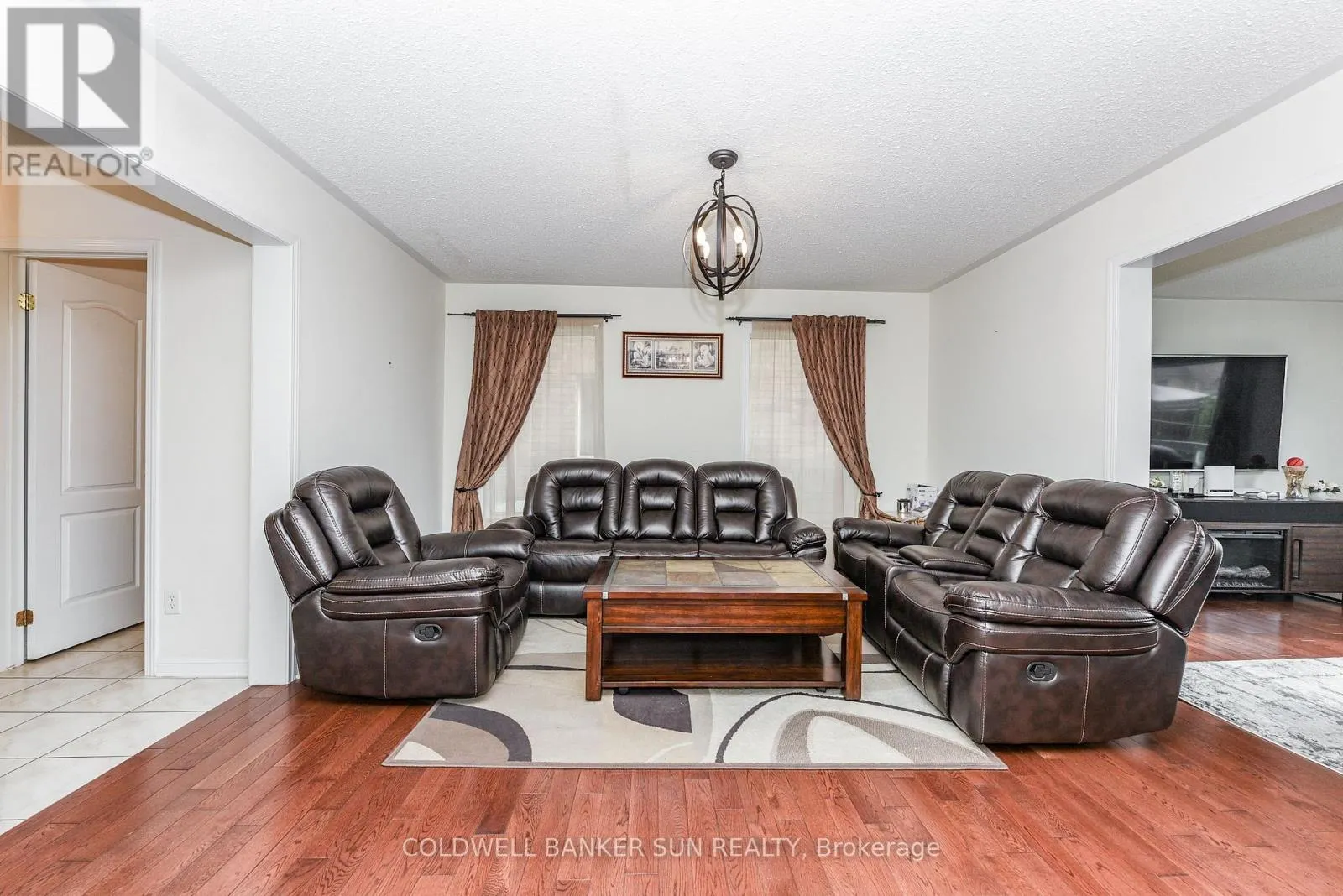 34 BENMORE CRESCENT