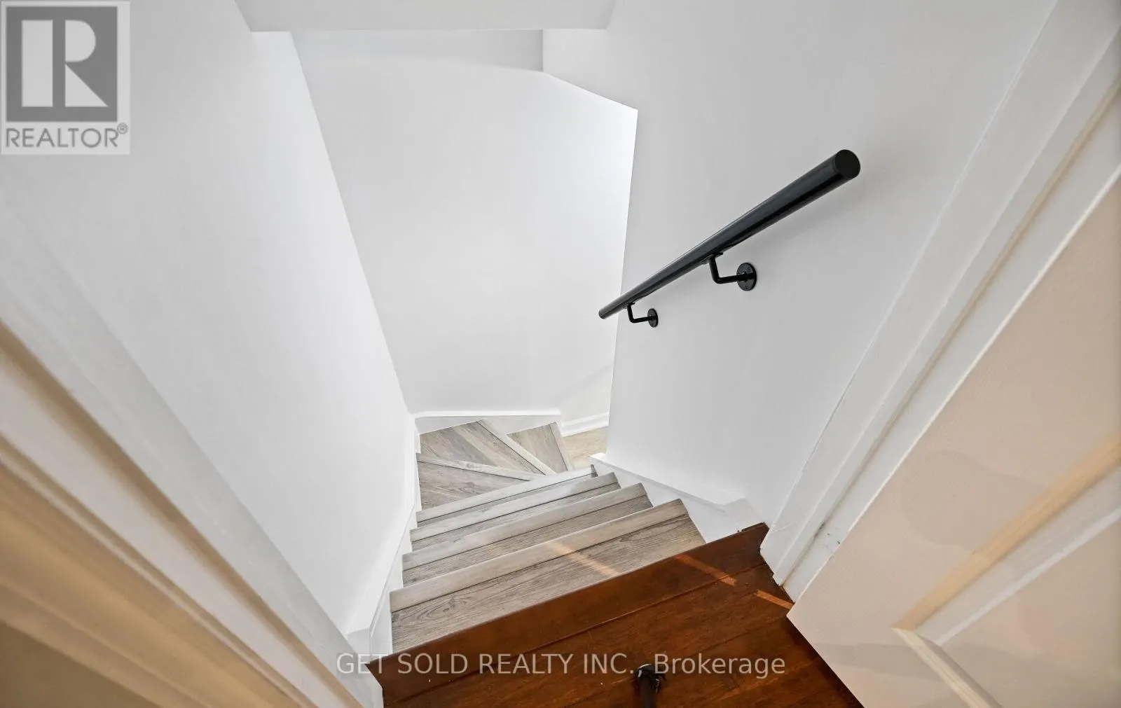 47 TRAILVIEW LANE