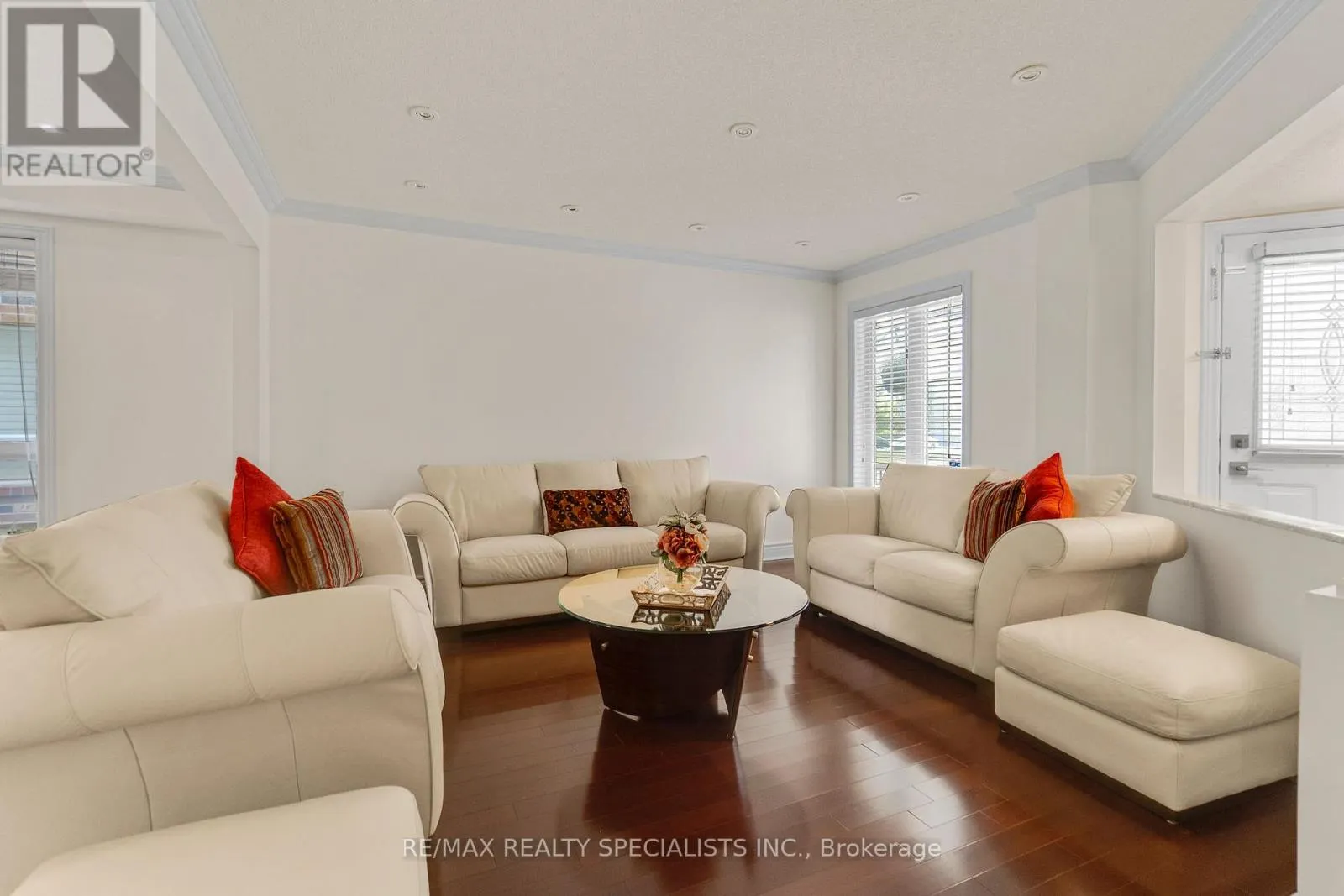794 WHITE CLOVER WAY