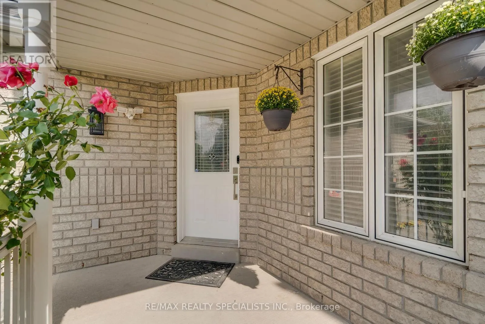 794 WHITE CLOVER WAY
