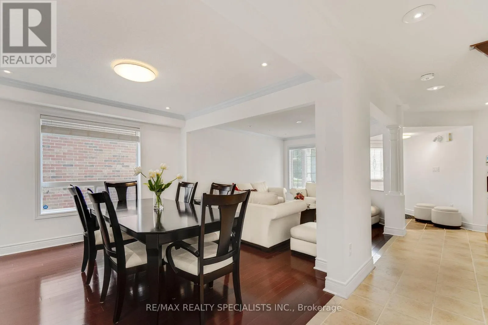 794 WHITE CLOVER WAY