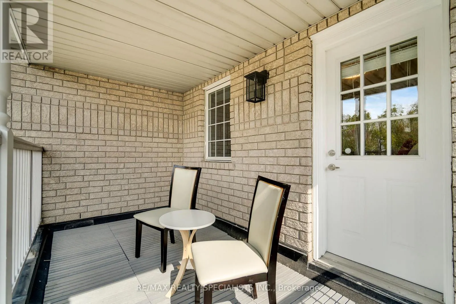 794 WHITE CLOVER WAY