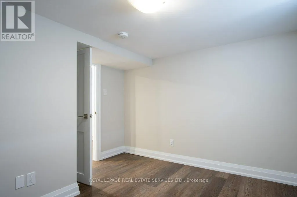 LOWER - 256 ANNETTE STREET