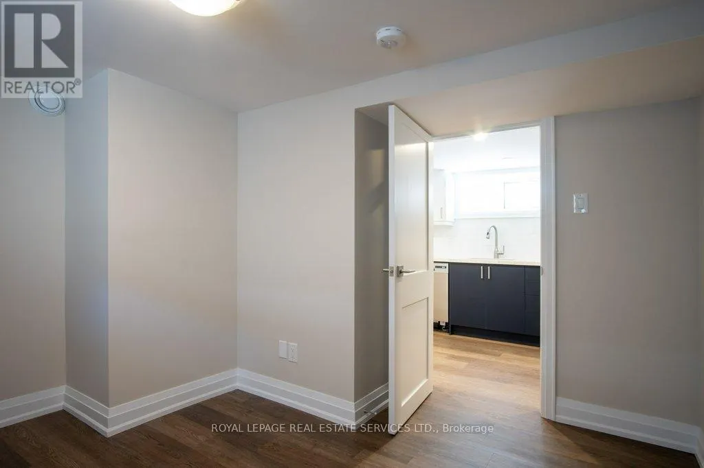 LOWER - 256 ANNETTE STREET