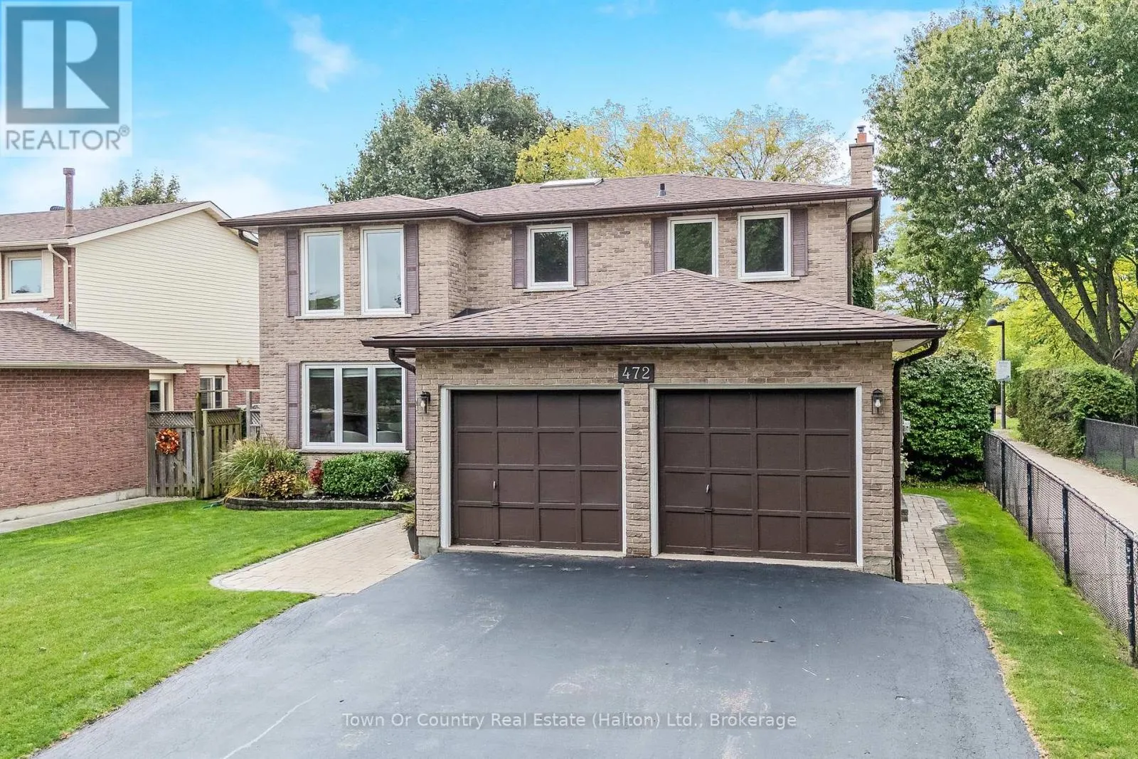 472 WHITE DRIVE