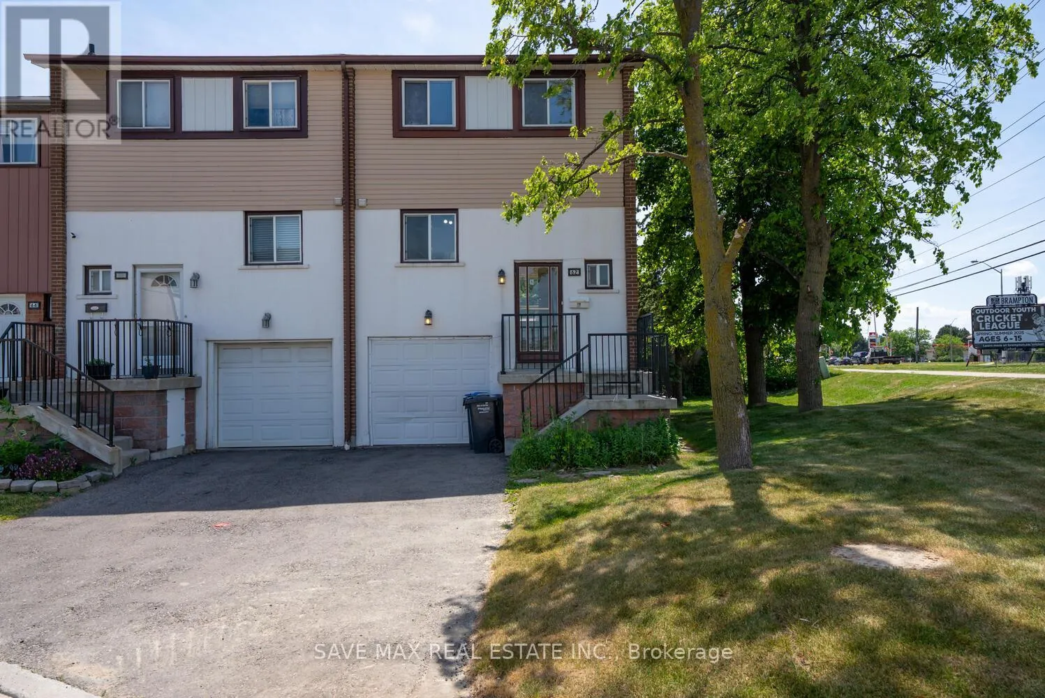 62 MOREGATE CRESCENT