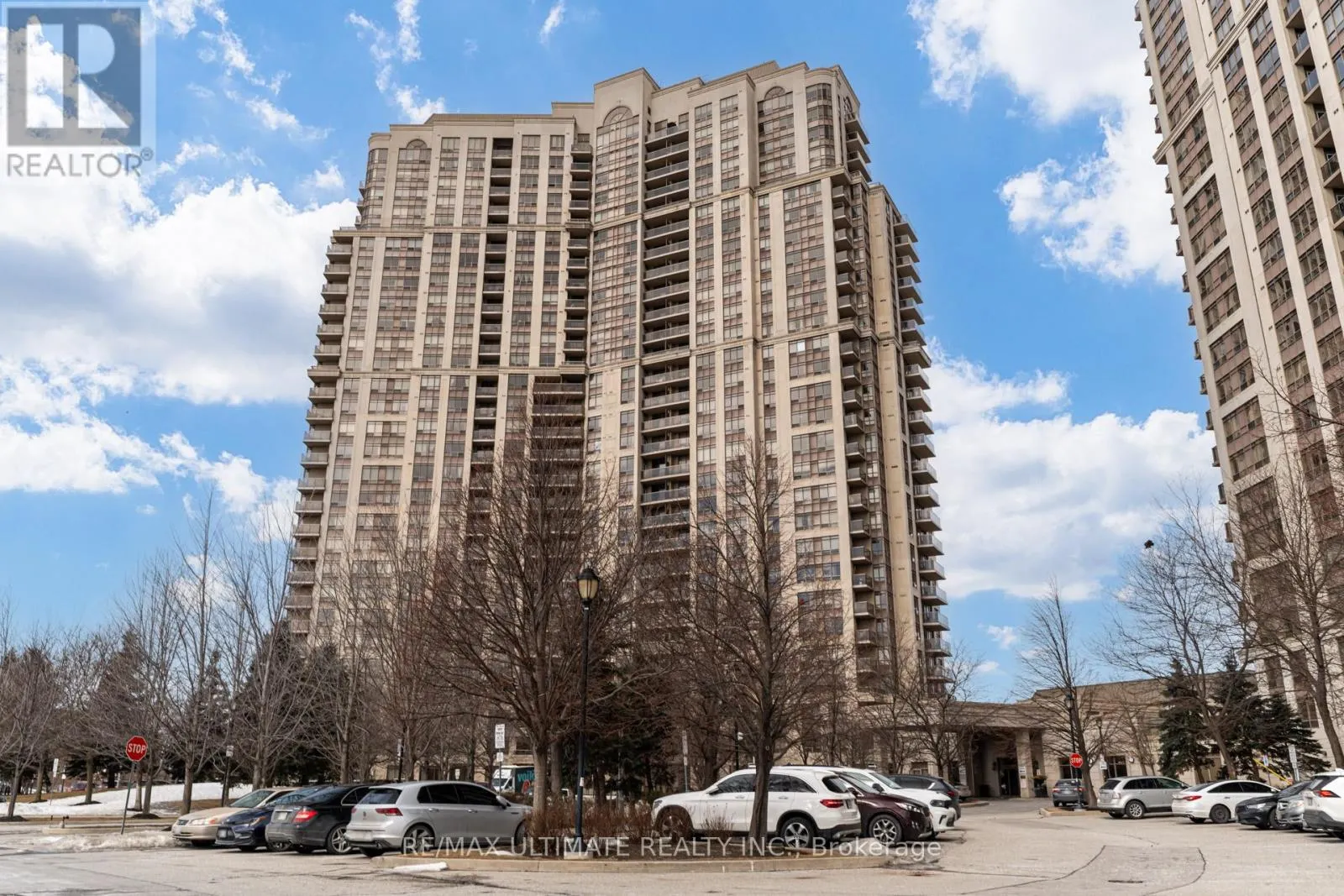 2202 - 710 HUMBERWOOD BOULEVARD