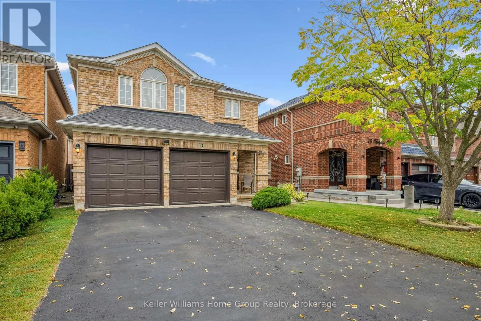 17 FLORETTE PLACE