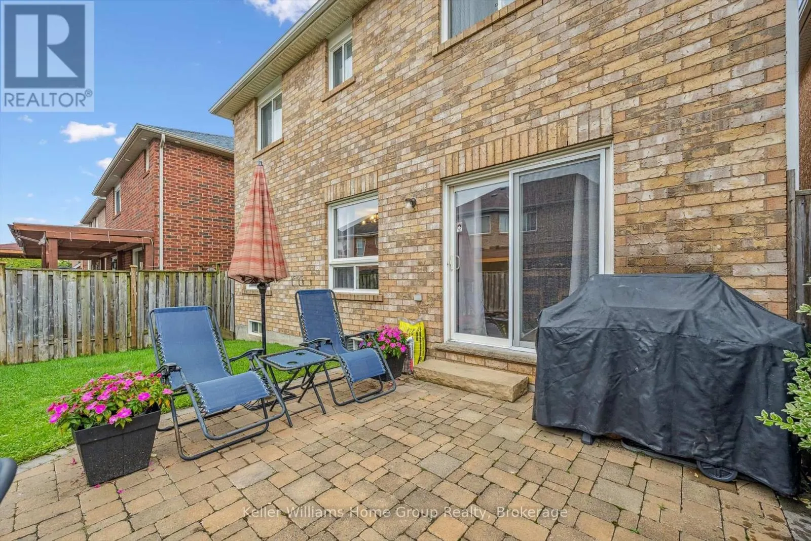 17 FLORETTE PLACE