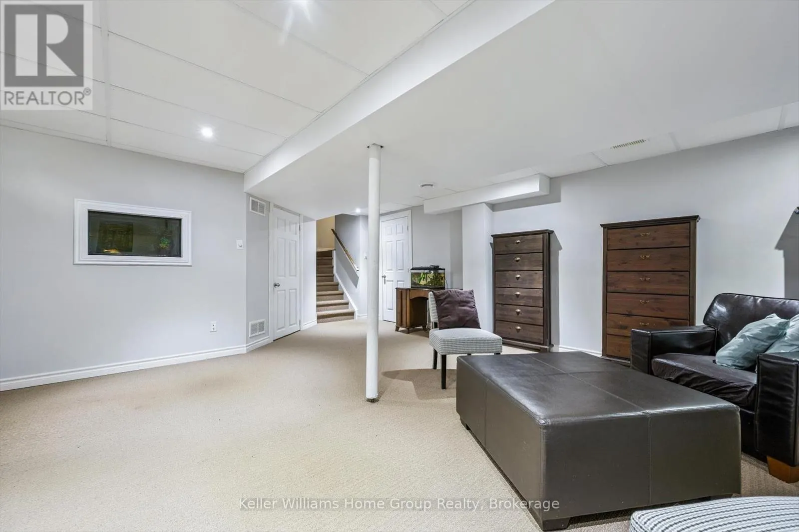 17 FLORETTE PLACE