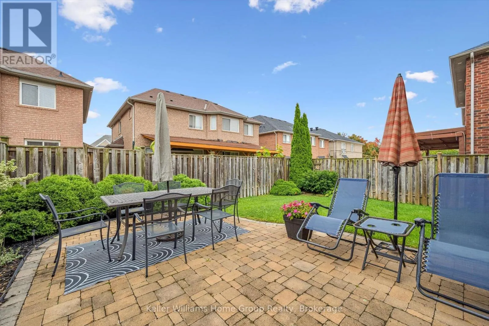 17 FLORETTE PLACE