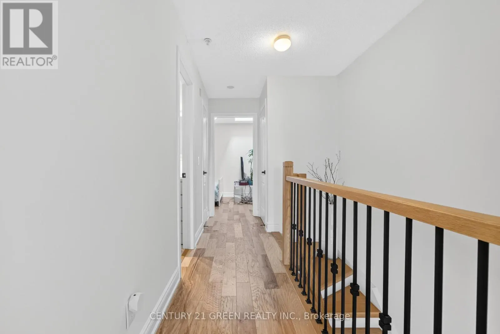 316 - 3531 LAKE SHORE BOULEVARD W