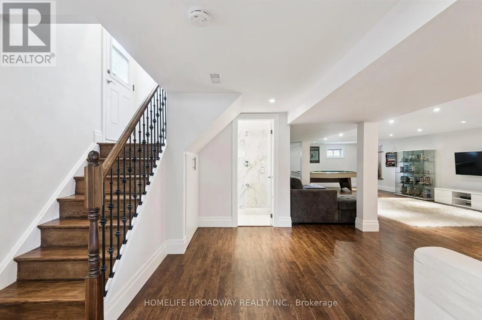 17 JILL CRESCENT