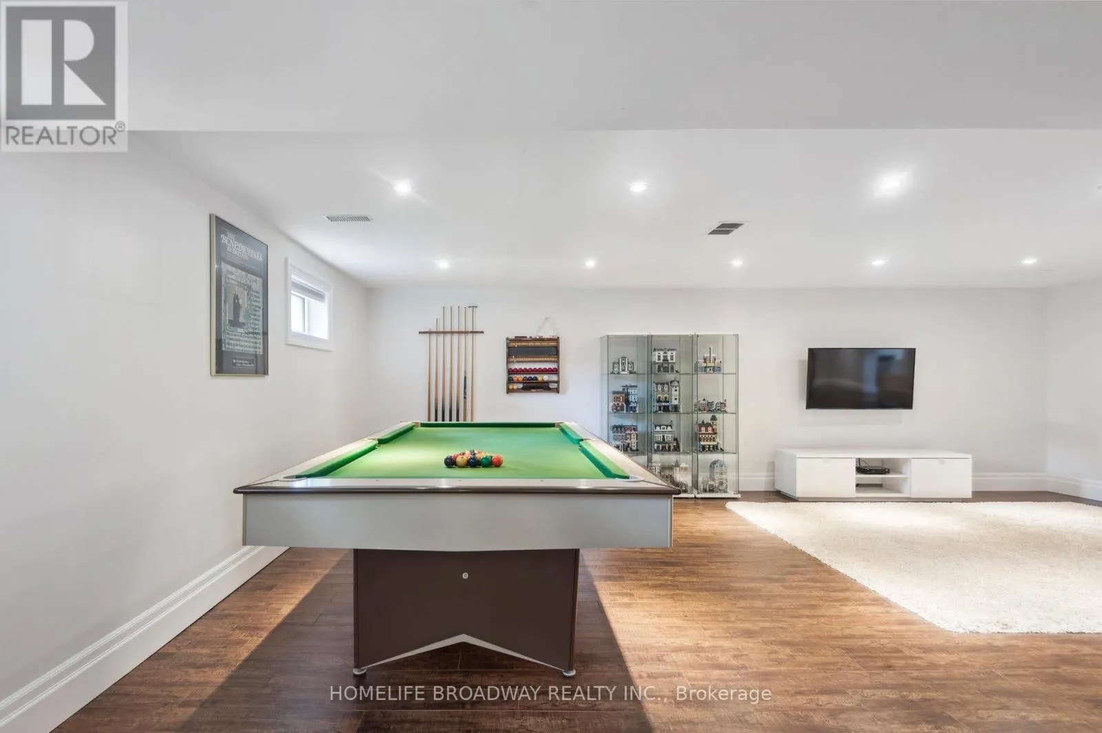 17 JILL CRESCENT