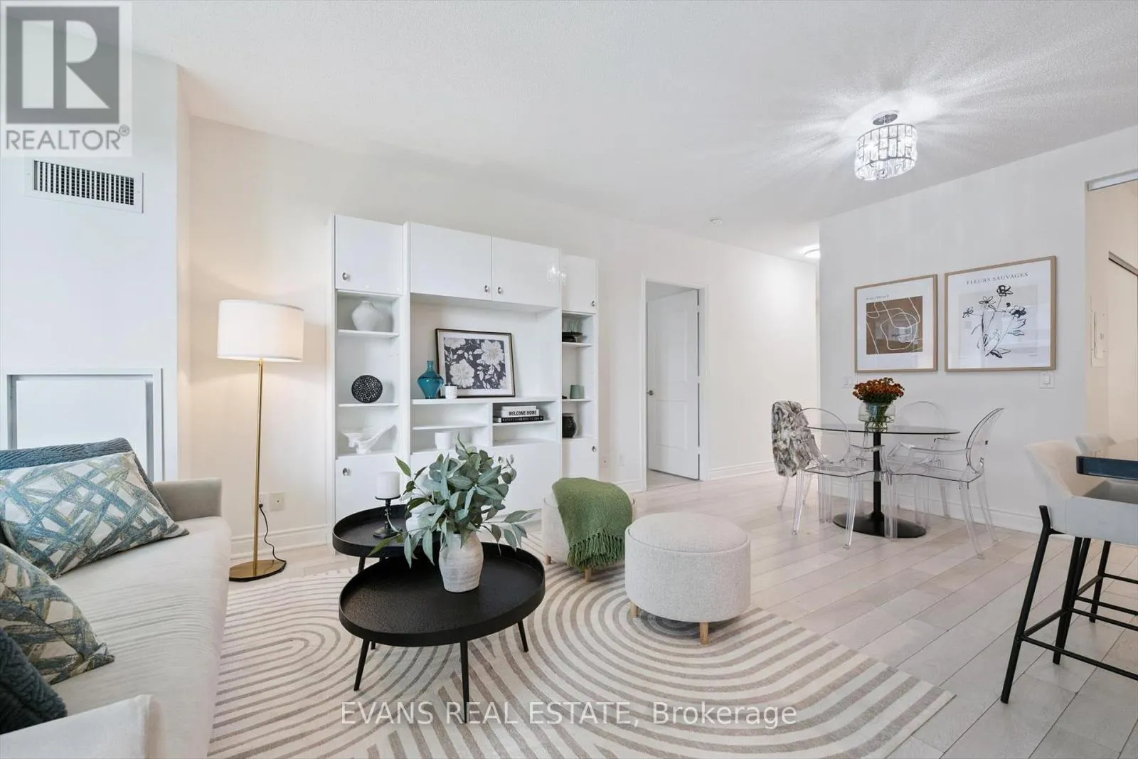 324 - 80 MARINE PARADE DRIVE