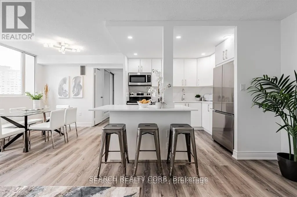 1108 - 3590 KANEFF CRESCENT