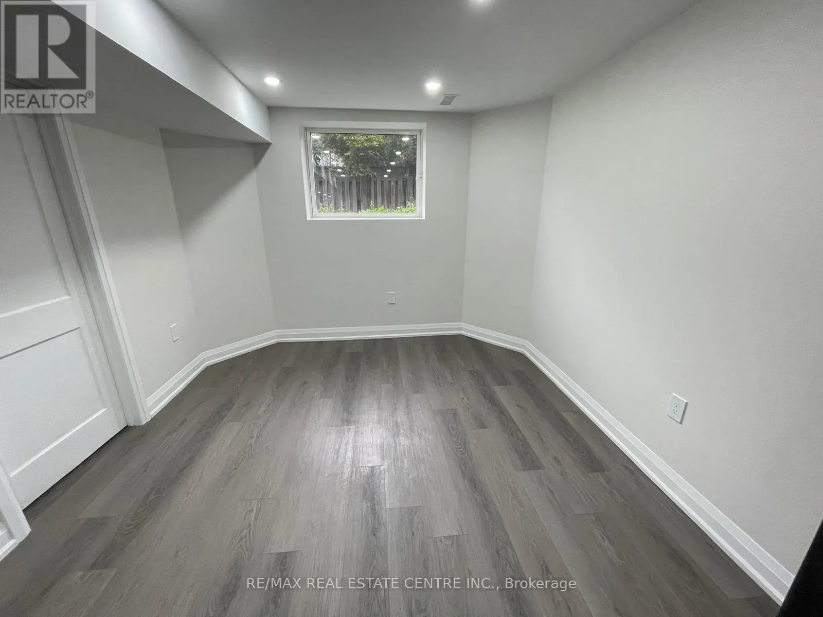 3727 ALTHORPE CIRCLE