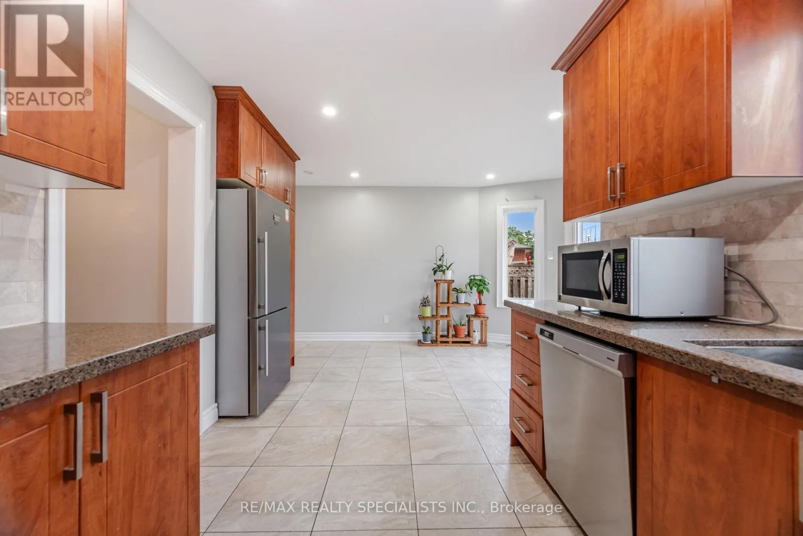 5274 HUNTINGFIELD DRIVE