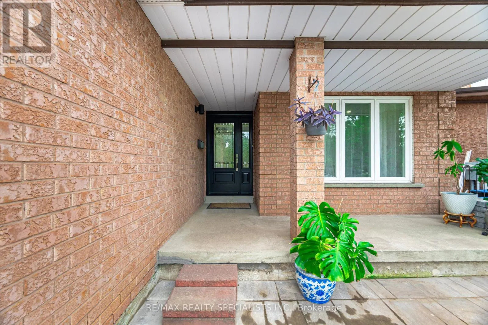 5274 HUNTINGFIELD DRIVE