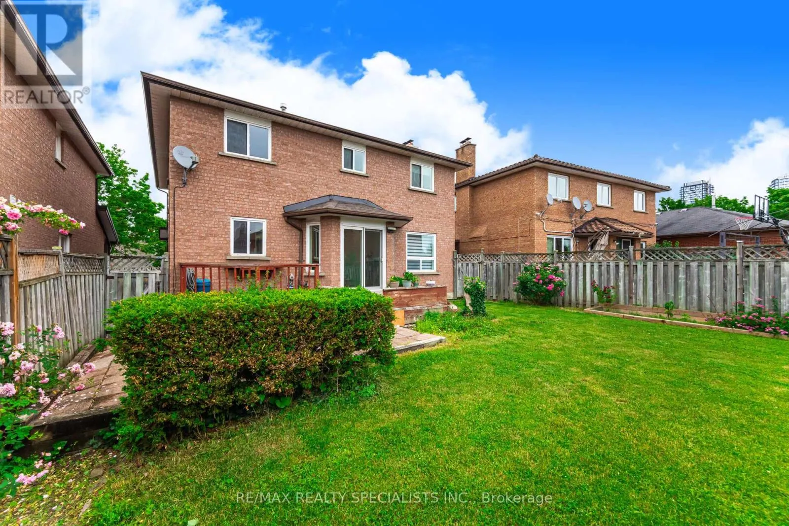 5274 HUNTINGFIELD DRIVE