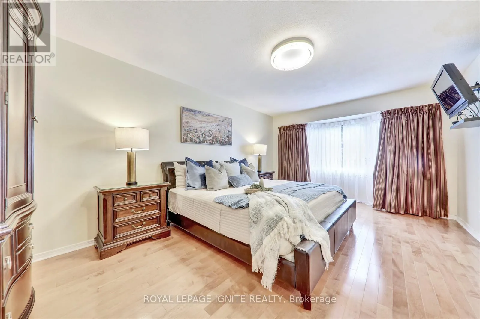 2061 FOLKWAY DRIVE