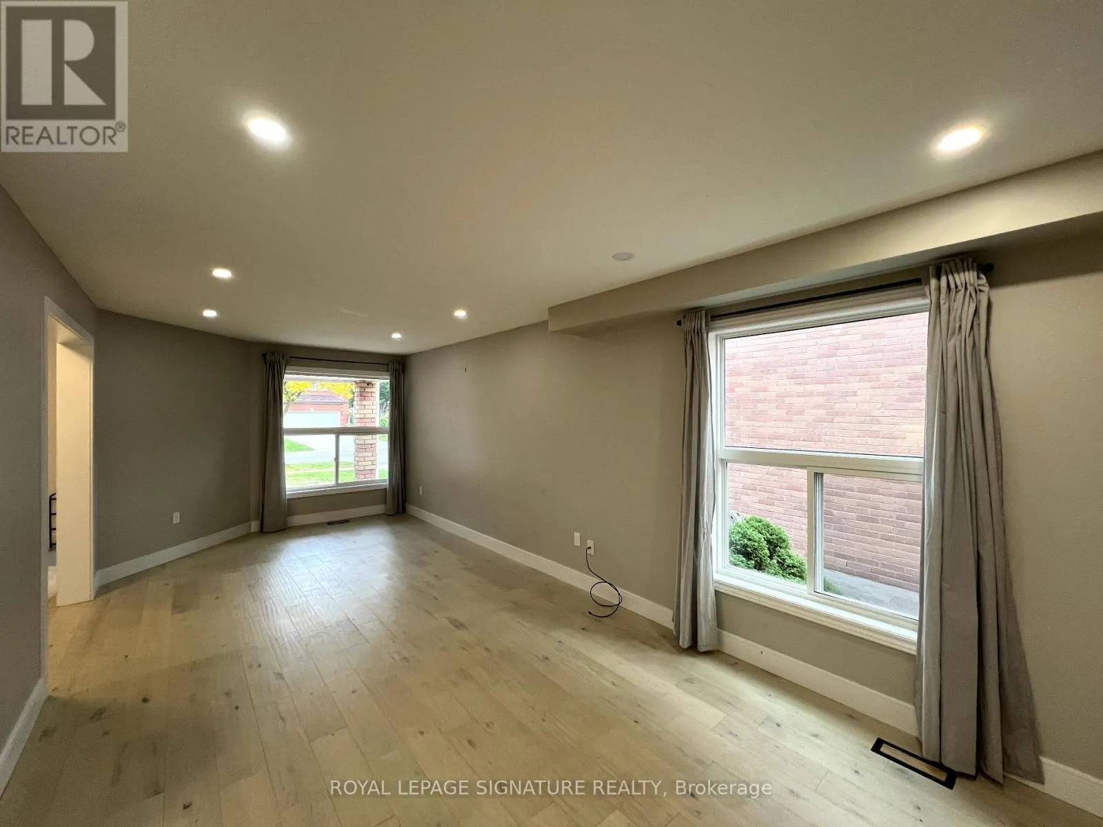 5715 PRAIRIE CIRCLE