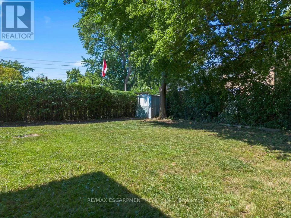 2749 TRUSCOTT DRIVE