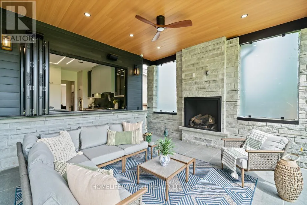 282 MAURICE DRIVE