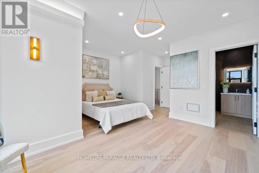 282 MAURICE DRIVE