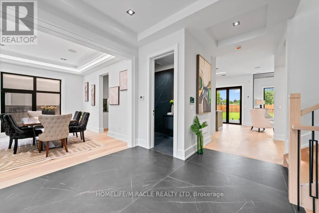 282 MAURICE DRIVE