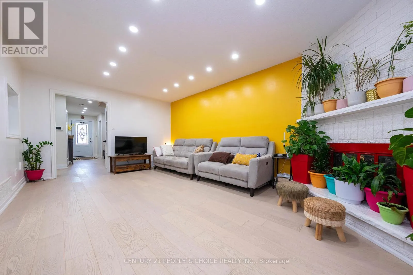 32 PAYTON COURT