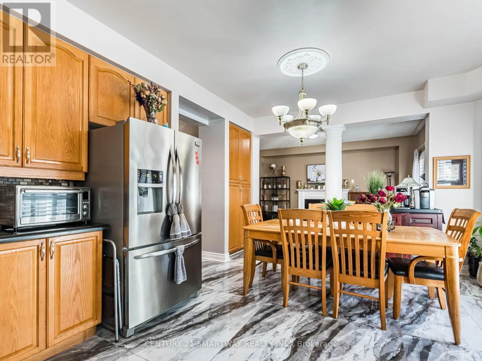 38 BOTTLEBRUSH DRIVE