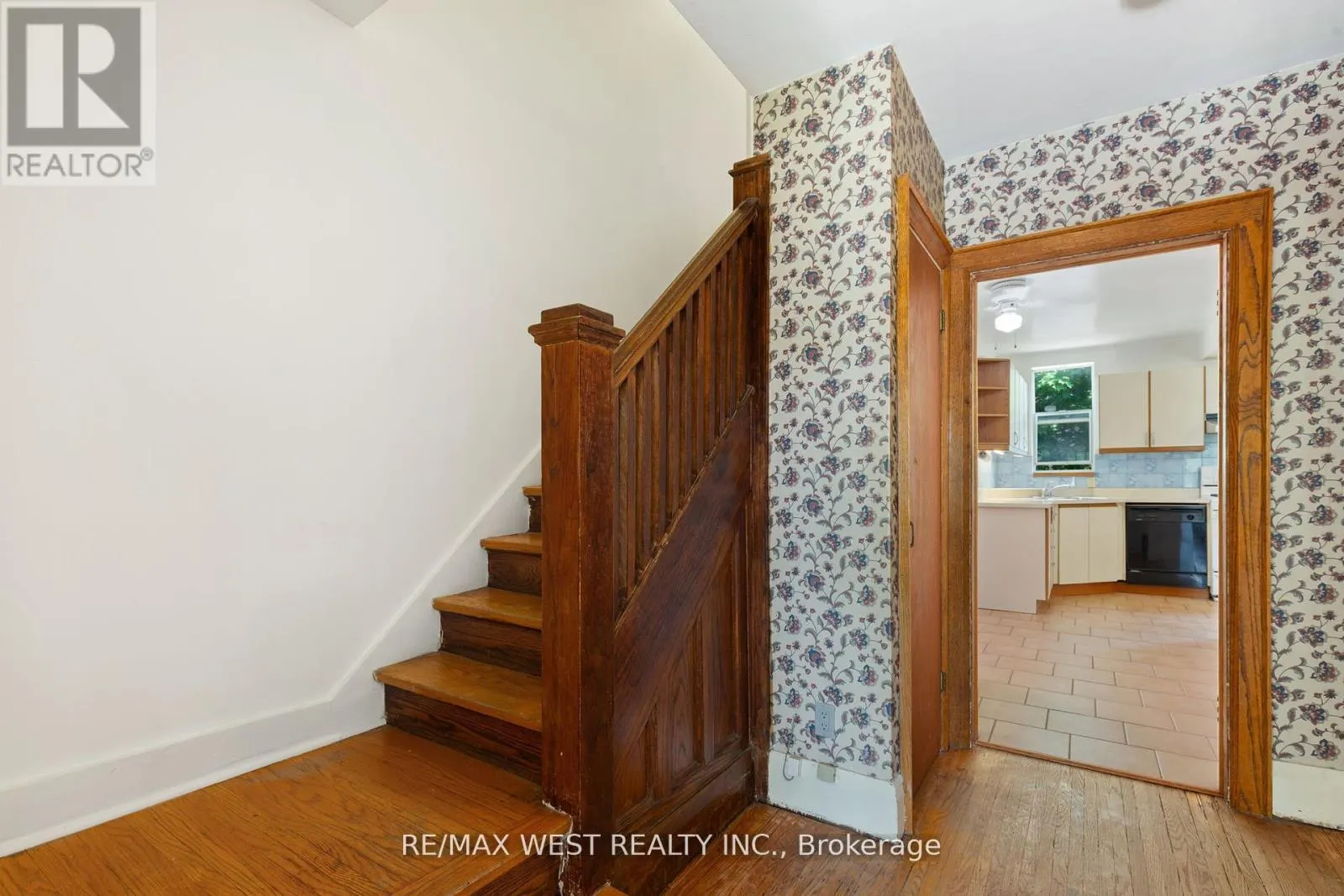 2317 WESTON ROAD