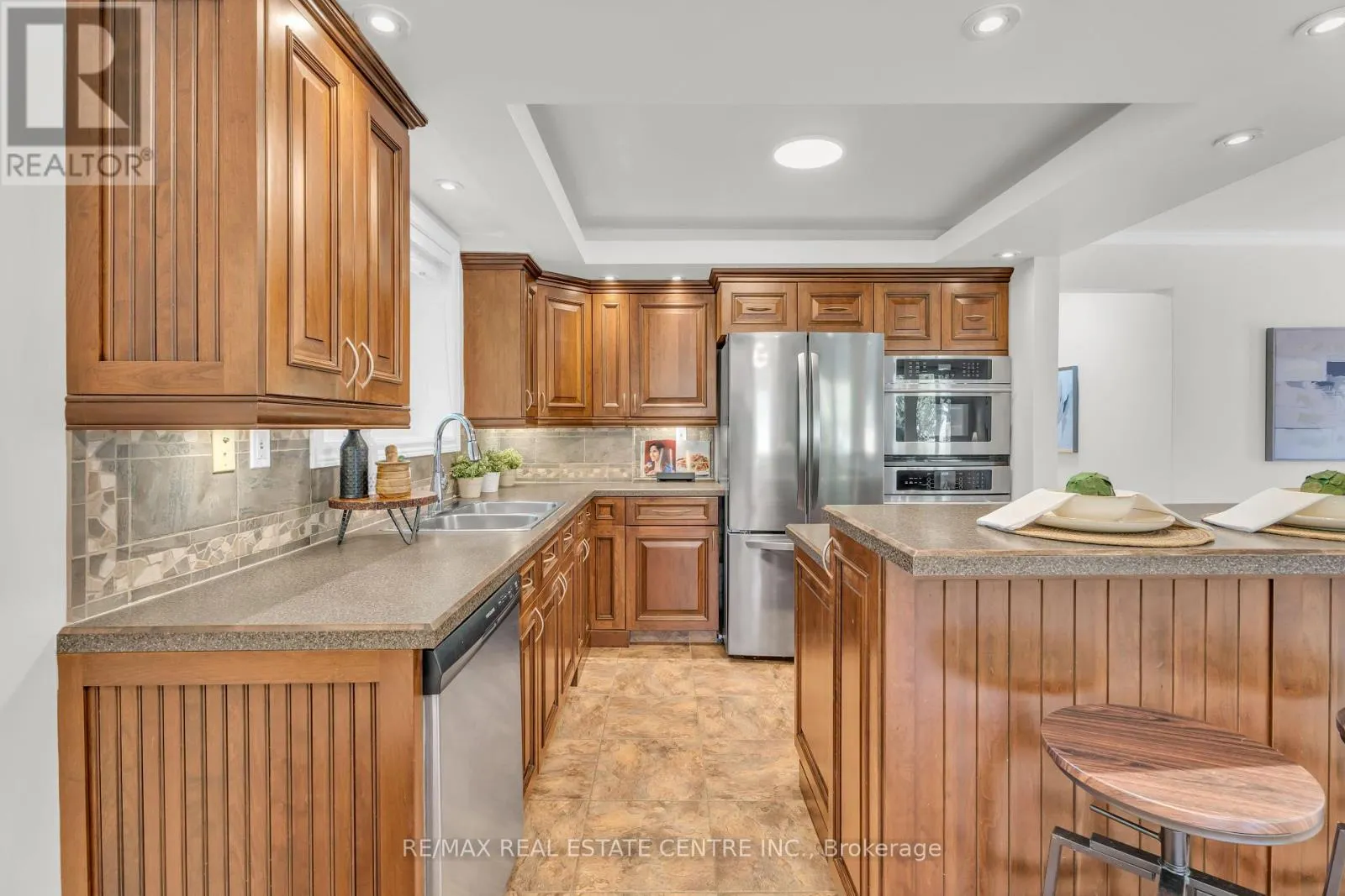 3 STOCKMAN CRESCENT